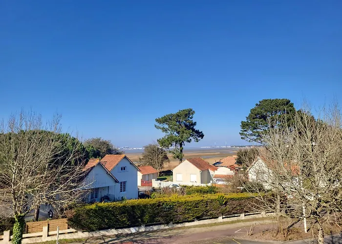 Rustique Proche Et Base Nautique, Stationnement Inclus - Fr-1-364-79 *