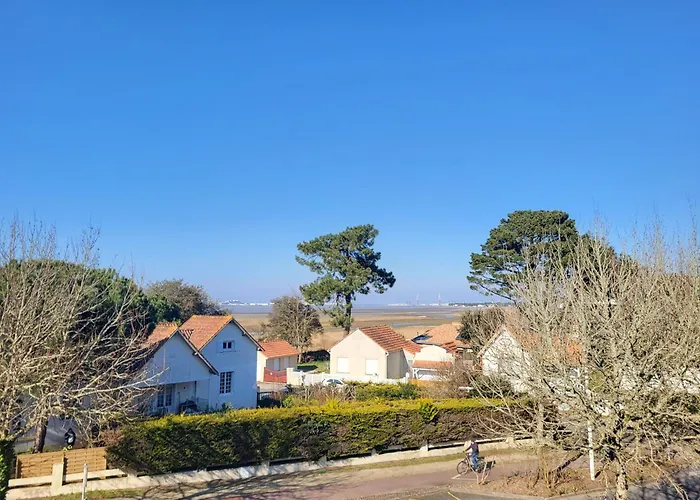 Rustique Proche Et Base Nautique, Stationnement Inclus - Fr-1-364-79 *